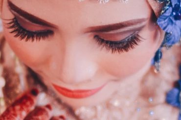 17 Signs You Work With Salon